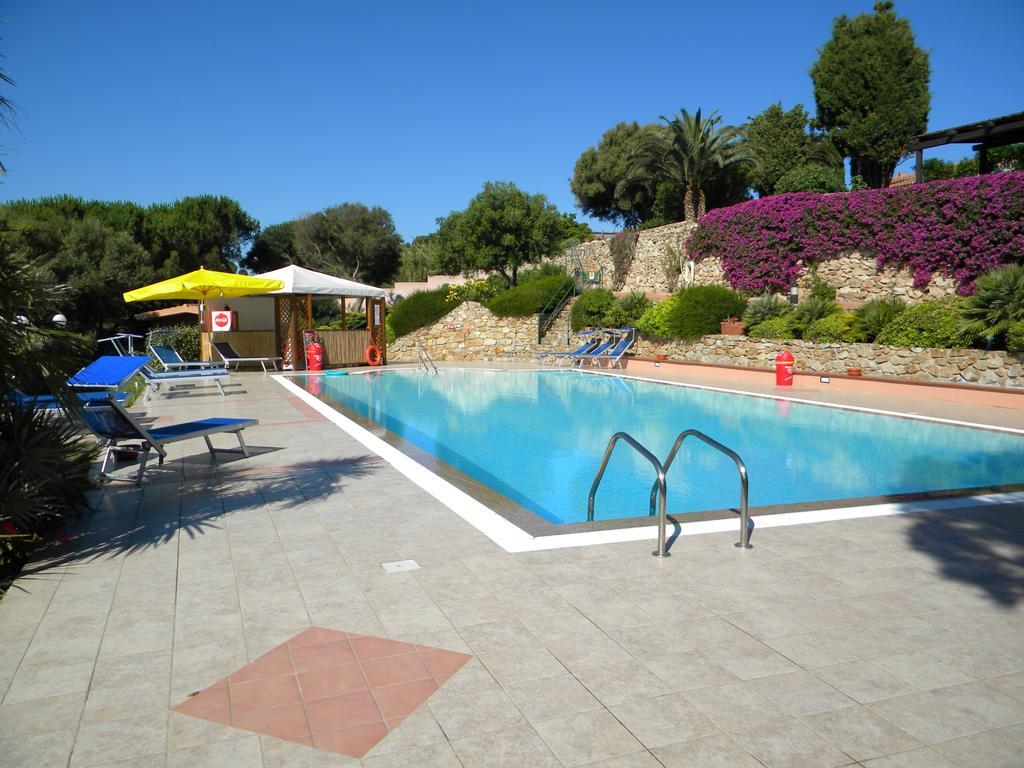 La Liccia - Camping&Village Santa Teresa Gallura Kültér fotó